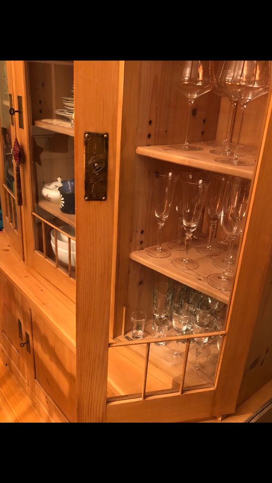 Antiker Schrank Vitrine Bücherschrank Sammlervitrine Vintage in Köln