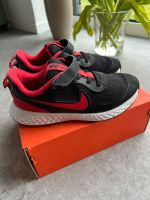 Kinder Sportschuhe Sneaker Nike Revolution 5 in Gr32 Kreis Pinneberg - Wedel Vorschau