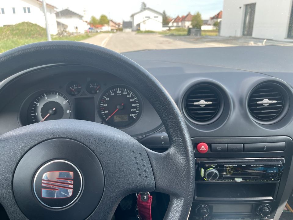 Seat Ibiza 1.4 2006 in Türkheim