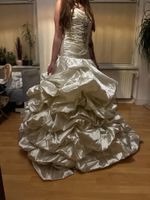 Hochzeitskleid Abendkleid Kleid Reifenrock Thüringen - Erfurt Vorschau