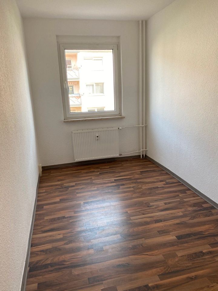 Helle 4 Zimmer Wohnung mit Balkon (810.2202) in Oranienbaum-Wörlitz