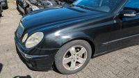 Mercedes W211 Kotflügel schwarz 197 Limousine 2003 Nordrhein-Westfalen - Mülheim (Ruhr) Vorschau