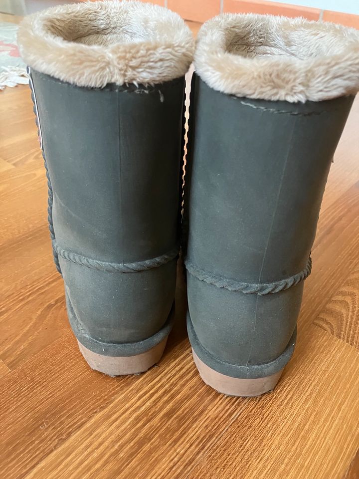 Gefütterte Gummistiefel von Blackfox in Coppenbrügge