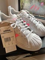 Neu Adidas Sneakers Gr.36 Niedersachsen - Diepholz Vorschau