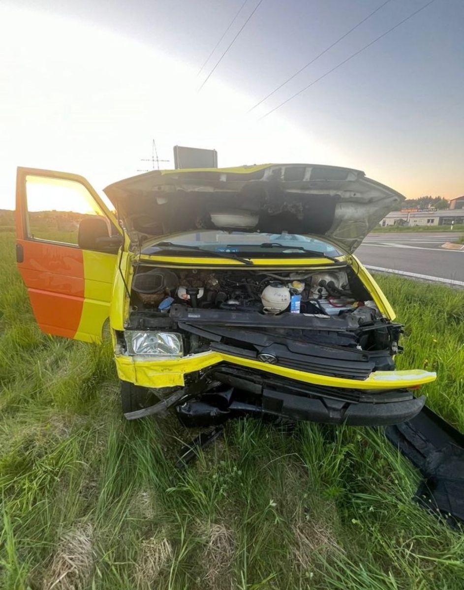 Abbildung des Autos Volkswagen T4 andere