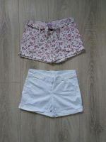 Kleiderpaket 2x Damen Shorts Amisu Gr. 38 Niedersachsen - Buxtehude Vorschau