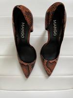 Mango-Pumps, Schlangenmuster, braun, Gr. 36, sehr guter Zustand Kr. München - Unterhaching Vorschau