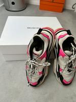 Balenciaga Triple S in schwarz/ pink/ weiß Essen - Essen-Ruhrhalbinsel Vorschau