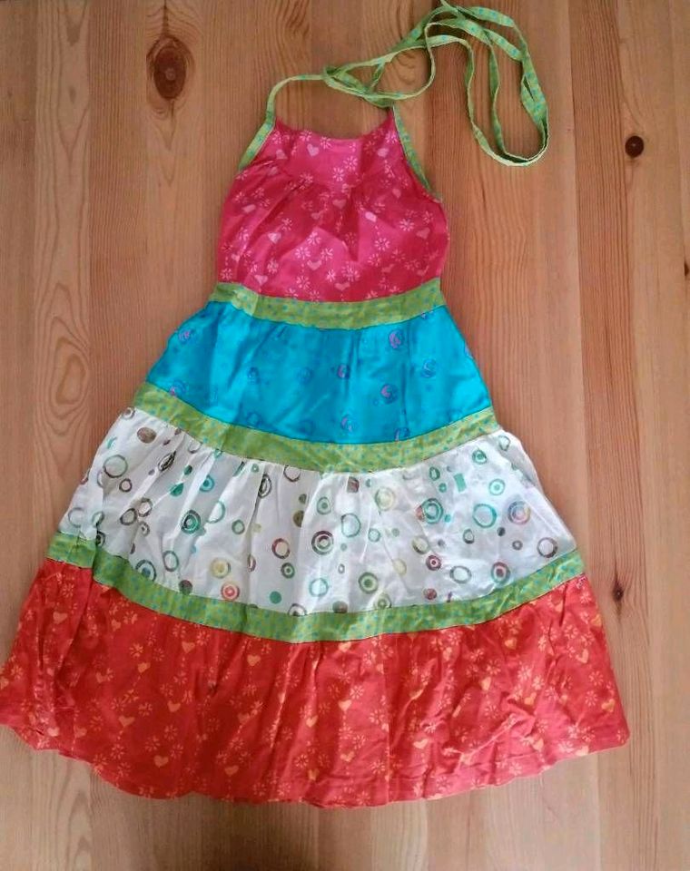 Mädchen Kleid Kleider Sommerkleid Größe 128 134 140 super günstig in Bad Laasphe