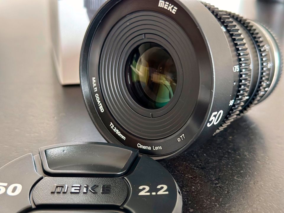 MEIKE 50mm T2.2 Cine Objektiv Fujifilm X-Mount - Neuwertig in Herbertingen