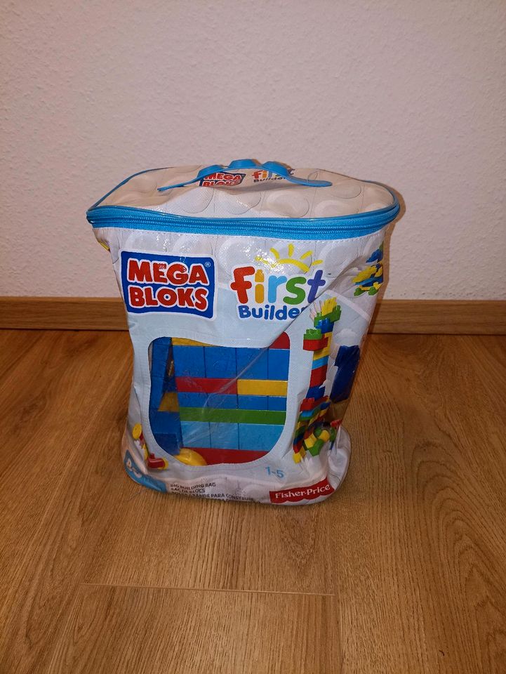 Mega Bloks - Bausteine - Konvolut > 100 Teile - 3 Sets + Auto in Dortmund