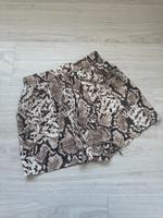 SHEIN Shorts kurzes Hose high waist schlangenmuster neu S Kreis Pinneberg - Pinneberg Vorschau