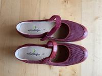 Naturläufer Ballerina rot Größe 39  Klettverschluss Bayern - Weibhausen Vorschau