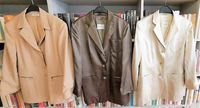 3 wunderschöne Damen-Jackets Gr. 42: beige, dunkelbraun, rehbraun Berlin - Tempelhof Vorschau