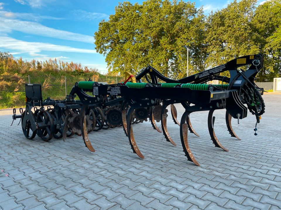 Grubber 3m gebraucht Mulchgrubber Doppel-U-Profilwalze, Federsteinsicherung, Striegel, LED-Beleuchtung in Klein Berßen