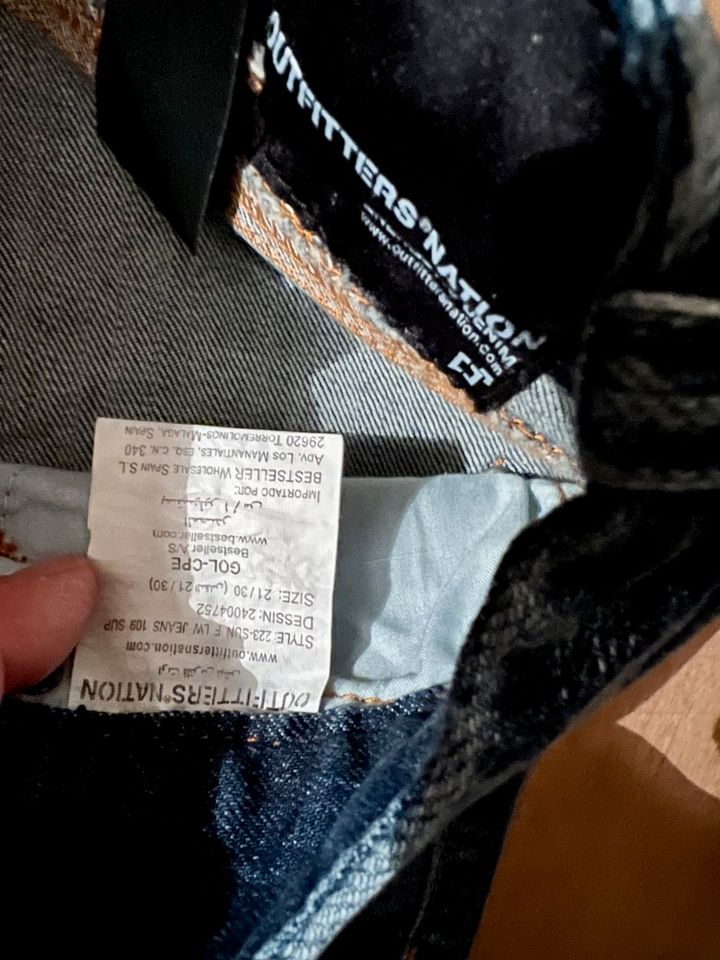 Outfitters Nation Jeans gerades Bein W21/L30,Taille 29 cm ca. NEU in Stadtbergen