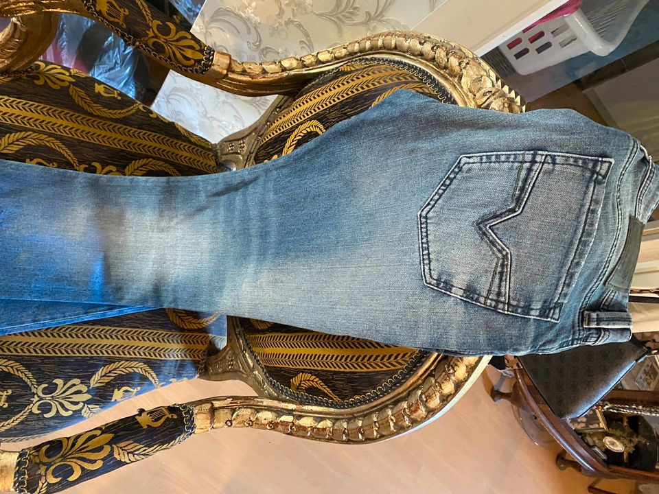 Diesel Jeans Gr 31/32 in Neuss