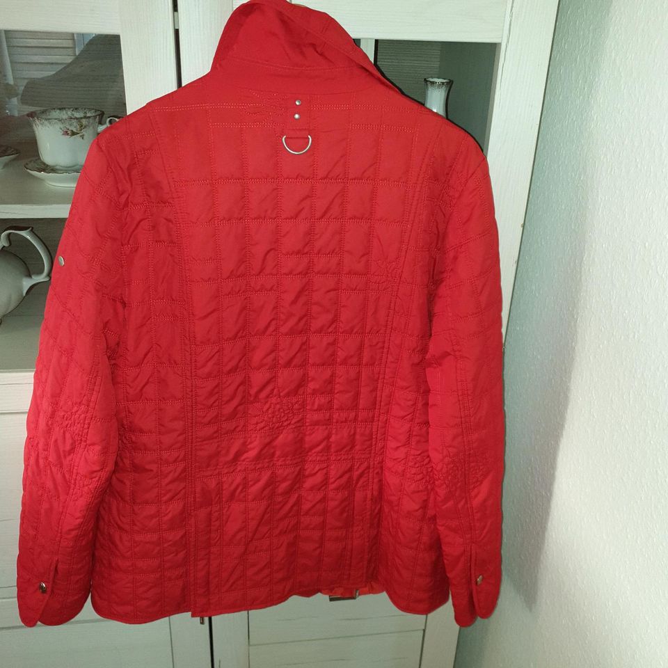 Damen jacke 38/40 in Lüdenscheid