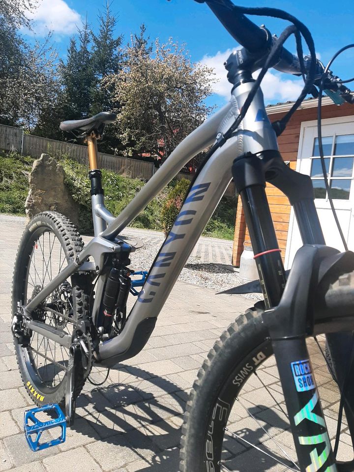 Canyon Strive 5.0 AL  M / 27,5 Fully Mountainbike Fahrrad Enduro in Grabfeld