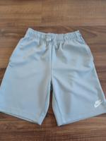 Nike-Shorts, Gr. 137-147cm Hessen - Fulda Vorschau