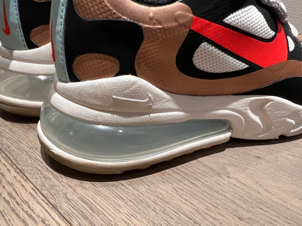 Nike Air Max 270 React Sneaker Schuhe gr. 38,5 - top ‼️ in Hebertshausen