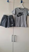 Set von Nike: T-Shirt und Shorts, Größe 104/110 Hessen - Hochheim am Main Vorschau