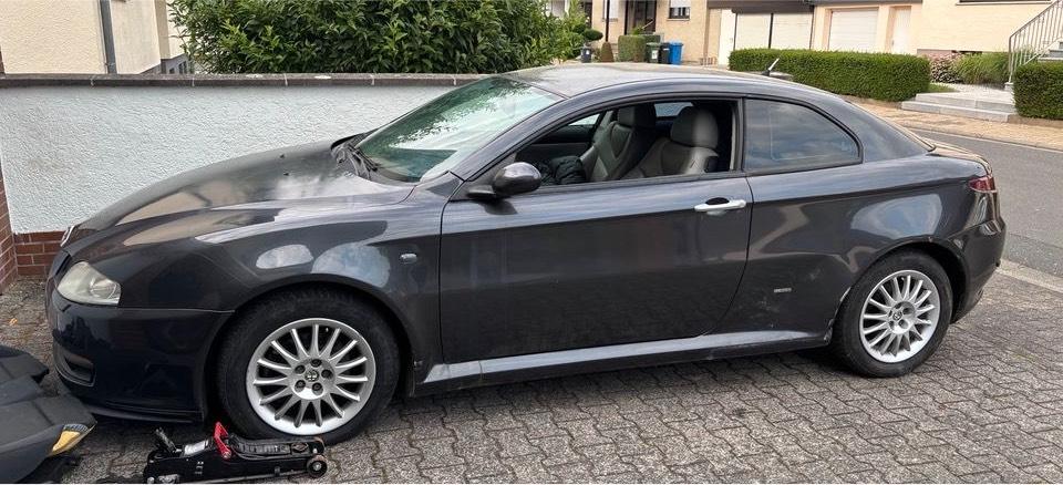 Abbildung des Autos Alfa Romeo Gt Tauschen