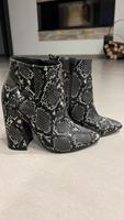 Stiefeletten Stiefel Schuhe Even & ODD 36 Nordrhein-Westfalen - Burbach Vorschau