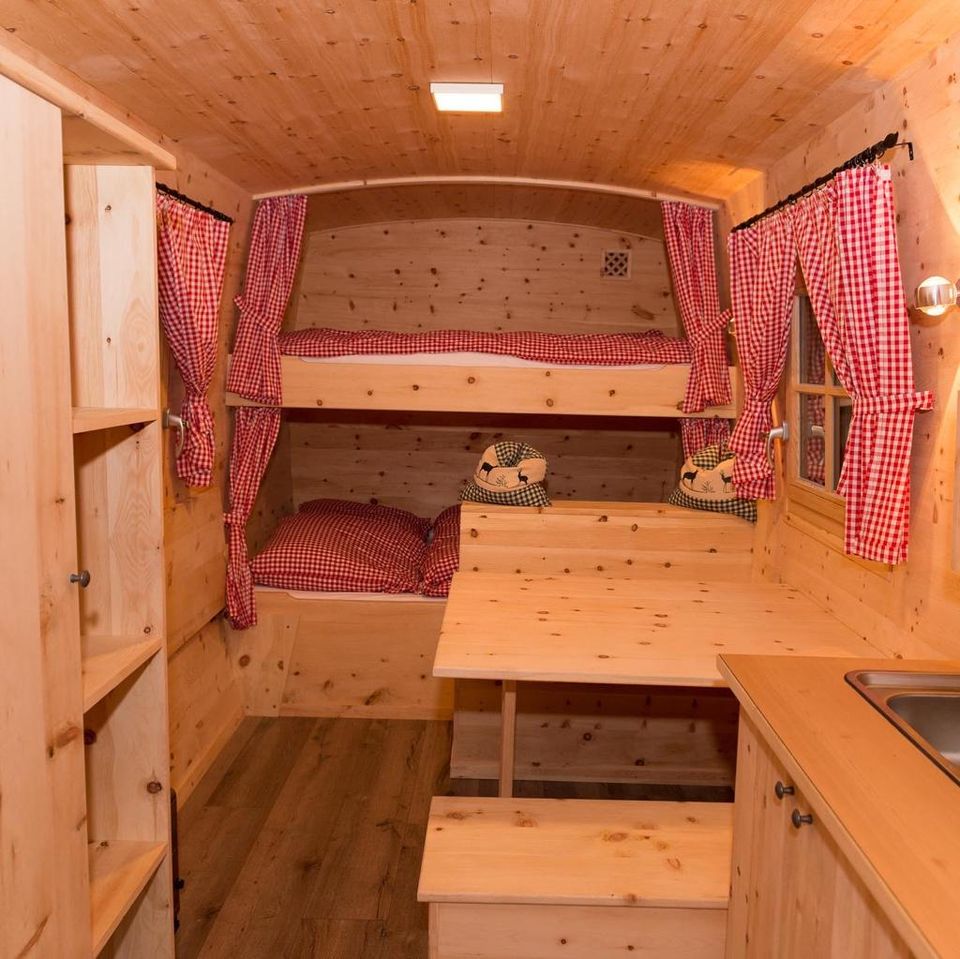 Tannenhäuschen Holz Wohnwagen / Tinyhaus zur Miete in Erwitte