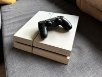 PlayStation 4 weiß mit 2 Spielen Düsseldorf - Mörsenbroich Vorschau