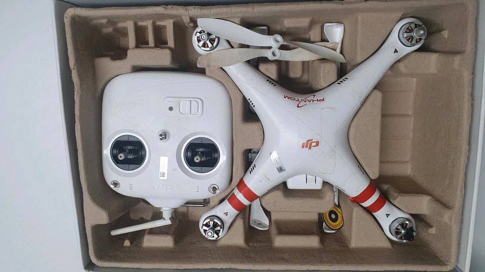 Dji Drohne Phantom 1 Teildefekt Ersatzteilspender in Winzer