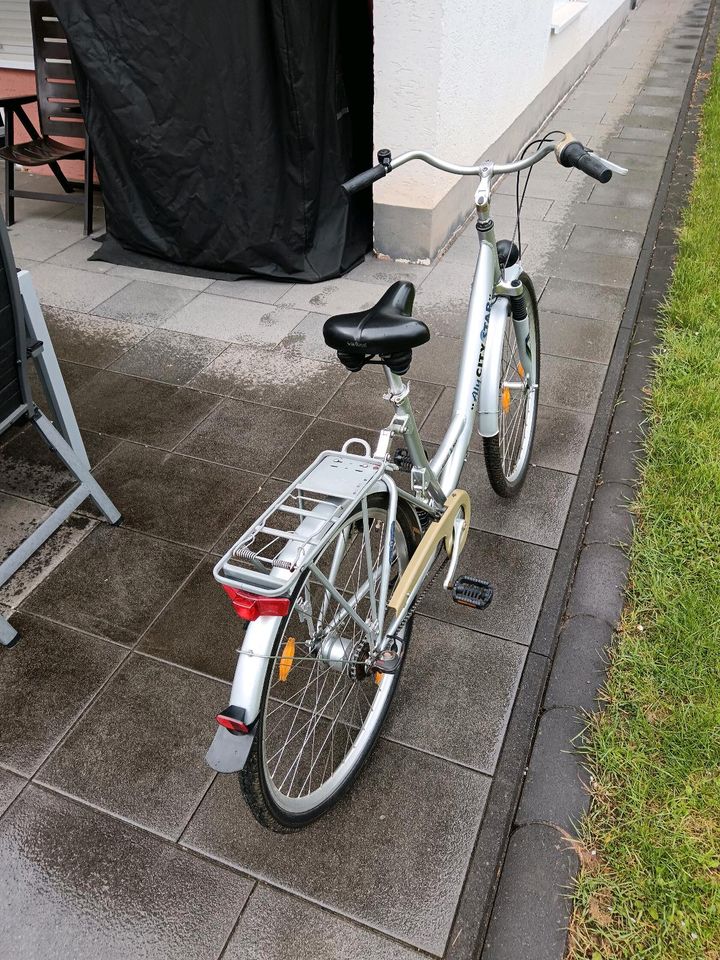 Damen Fahrrad mit Rücktritt 7 Gänge in Bad Arolsen