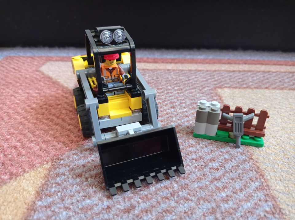 Lego City Radlader 60219 in Germering