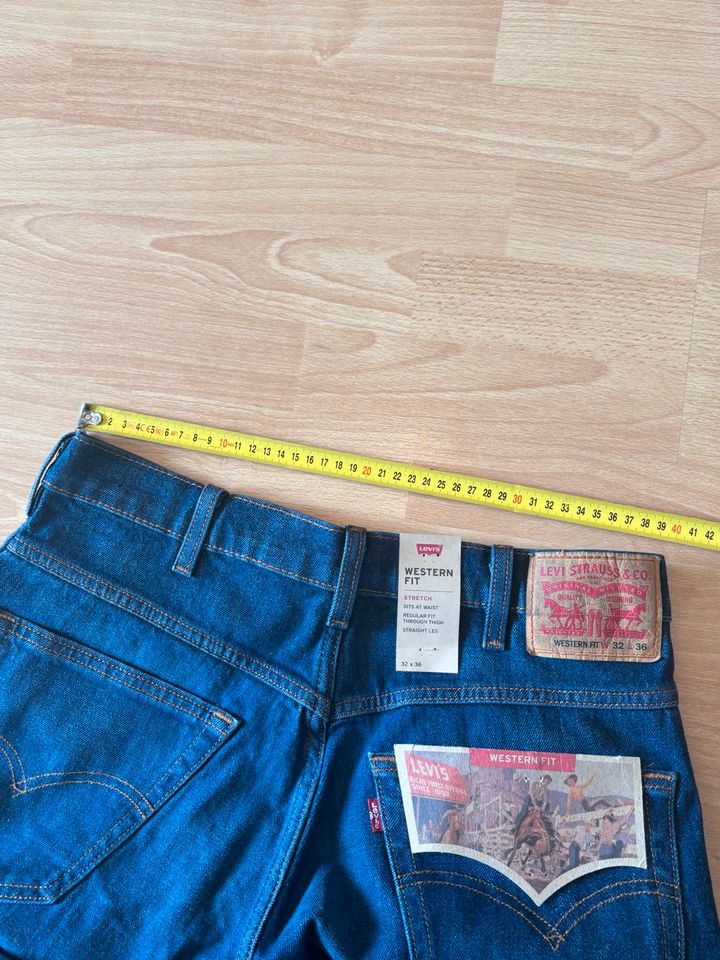 Levi’s Western Fit Levi’s Jeans W32 L36 Neu mit Etikett in Berlin