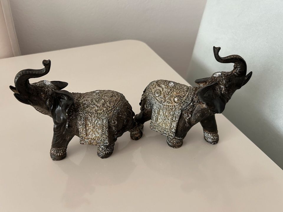 2 in Tempelhof Elefanten | ist Stück Berlin - Kleinanzeigen Kleinanzeigen eBay jetzt Figur