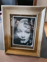 Verkaufe Foto von Marlene Dietrich mit Bilderrahmen Niedersachsen - Nordstemmen Vorschau