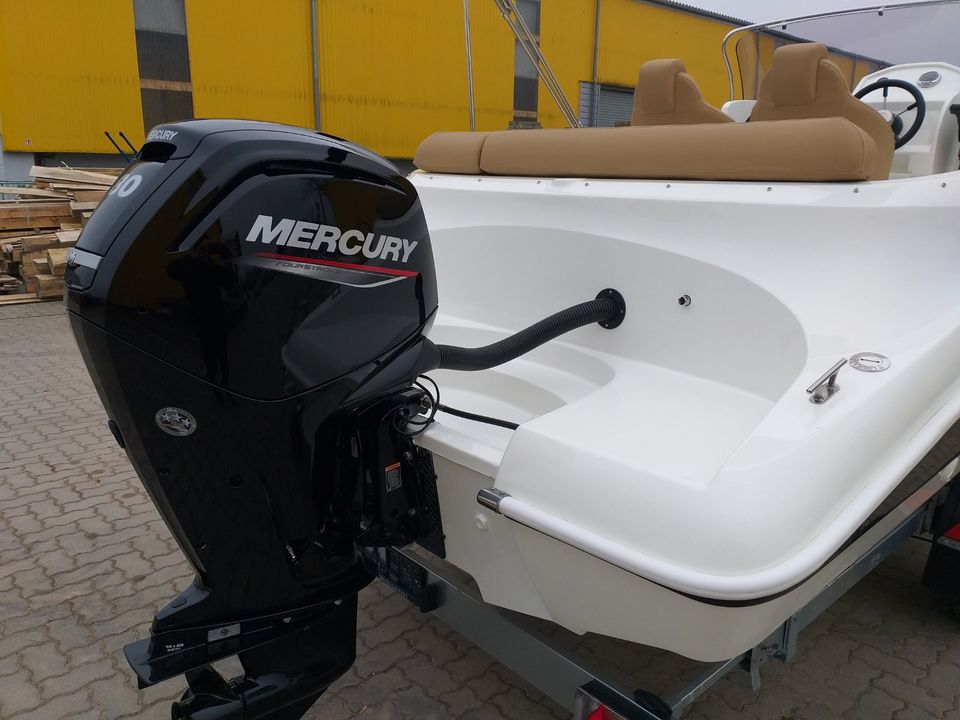 Motorboot Remus 620 SC - mit F80 ELPT u. Trailer Neu in Hohen Wangelin