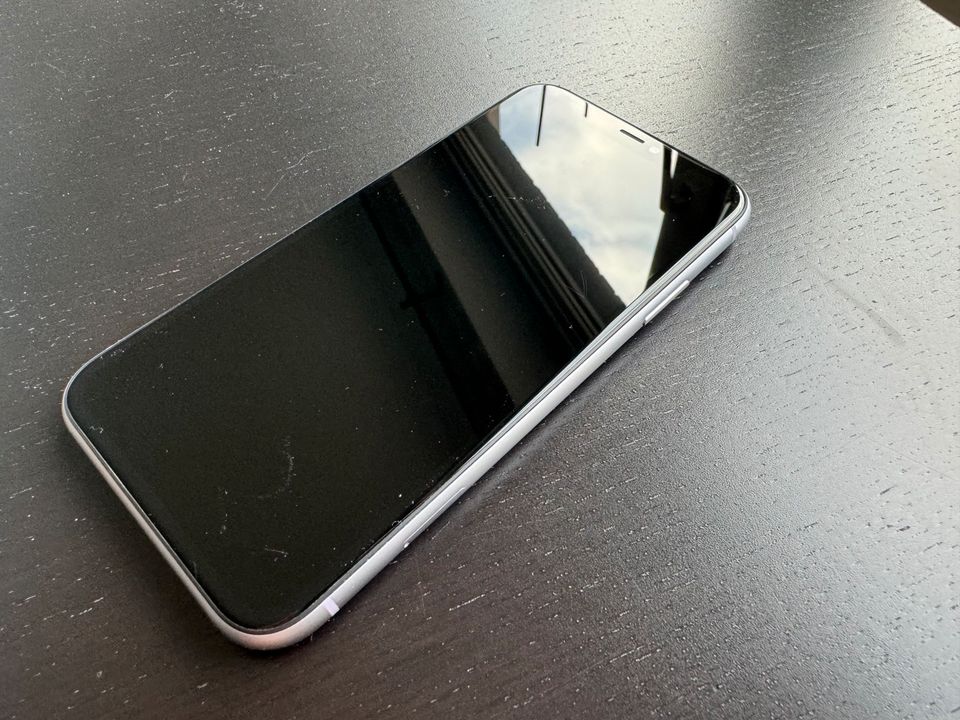 IPhone 11, 128 GB, Farbe Lila in Bad Münder am Deister