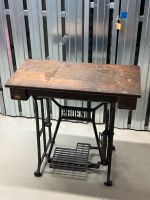 Nähmaschine Vintage Tisch deko Phoenix Friedrichshain-Kreuzberg - Friedrichshain Vorschau