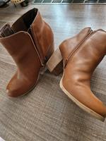 Schöne Pier One Stiefeletten in der Farbe cognac, Größe 40 Bayern - Dettelbach Vorschau