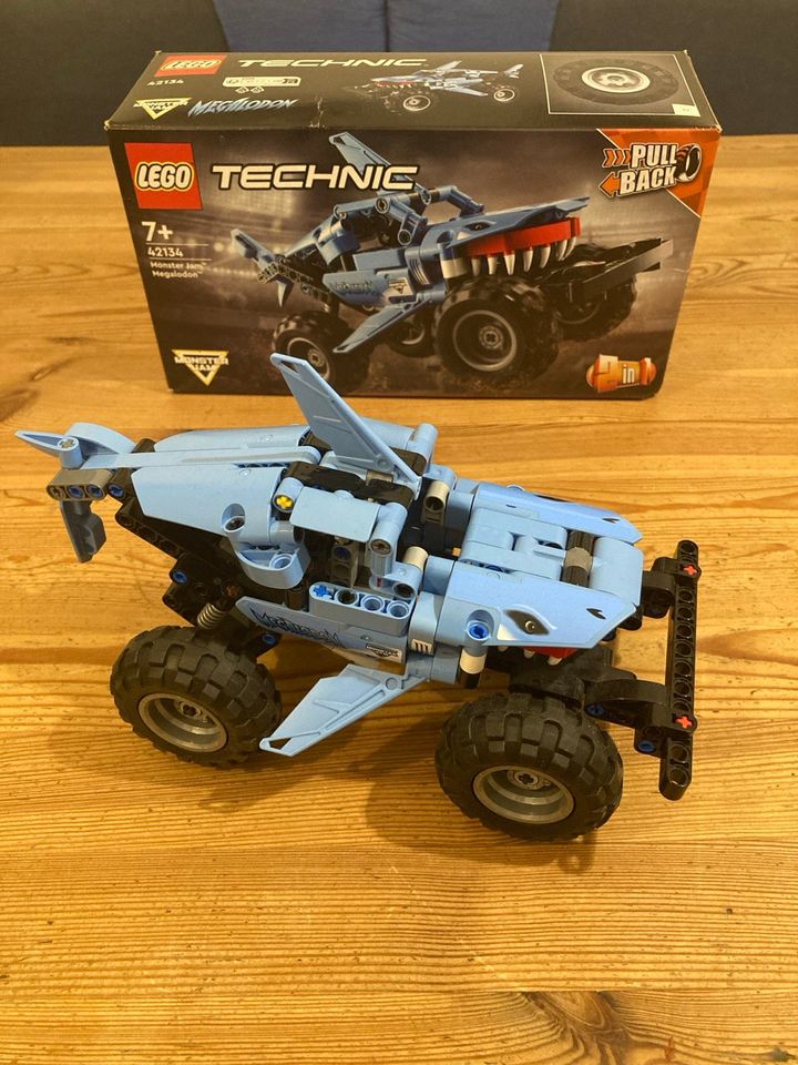 Lego Technic 42134 Monster Jam Megalodon in Dresden