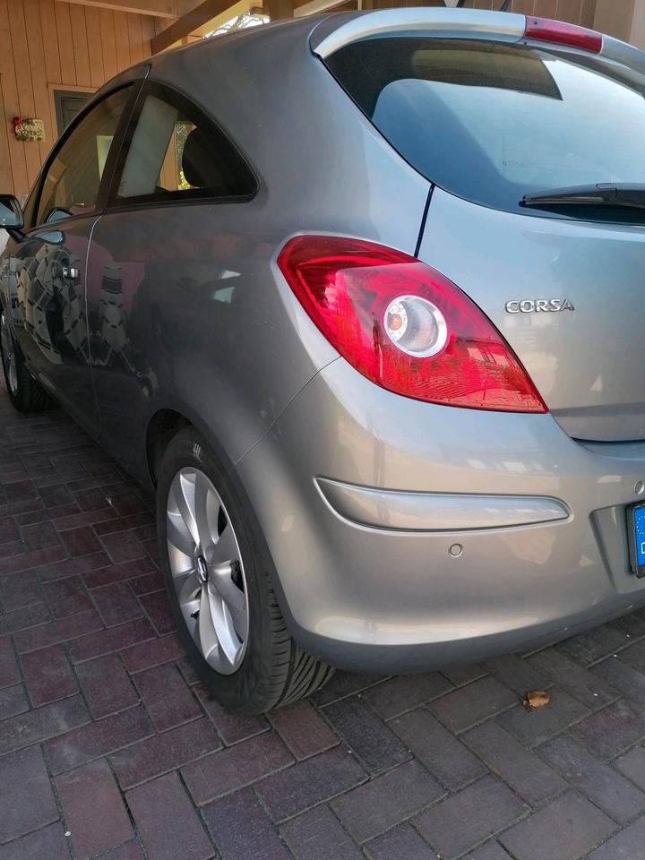 Opel Corsa Bj. 2013 - 77 Tkm 1,4 l Aktiv mit Klima Sitzheizung in Lutherstadt Wittenberg