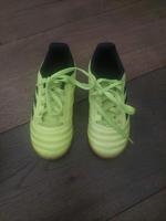 Hallenschuhe Adidas, Größe 30 Rheinland-Pfalz - Gau-Bischofsheim Vorschau
