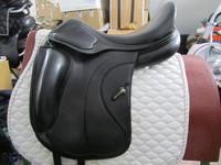 ~~~ AMIERIGO Siena Classic Pinerolo Dressursattel ~ 17,5 N ~~~ Niedersachsen - Badbergen Vorschau