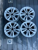 BMW 16 Zoll Originalfelgen F30/F31/… Silber Nordrhein-Westfalen - Neuss Vorschau