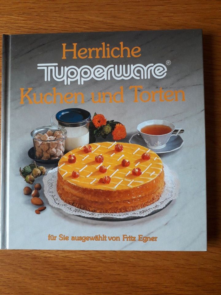diverse Kochbücher v. Tupper, GU, . . . , auch einzeln erhältlich in Haiterbach