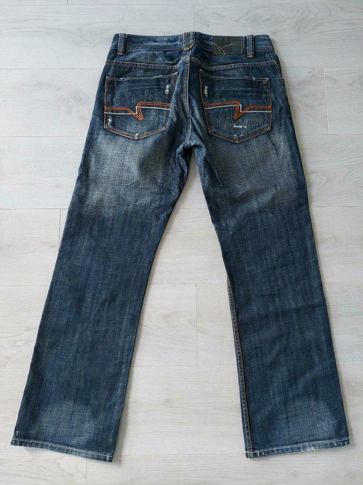 Herren Jeanshose SMOG W 34 - L 32 gerader Schnitt mit Knöpfen in Rothenbach