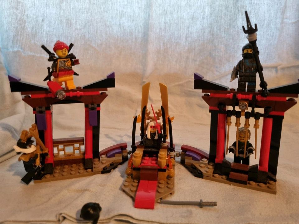 Lego-Set Ninjago Duell im Thronsaal in Weimar