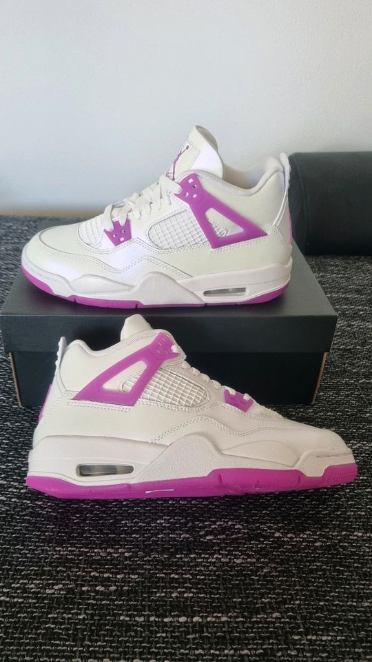 Nike Jordan 4 Retro GS Hyper Violet Gr. 38 & 39 in Weiding