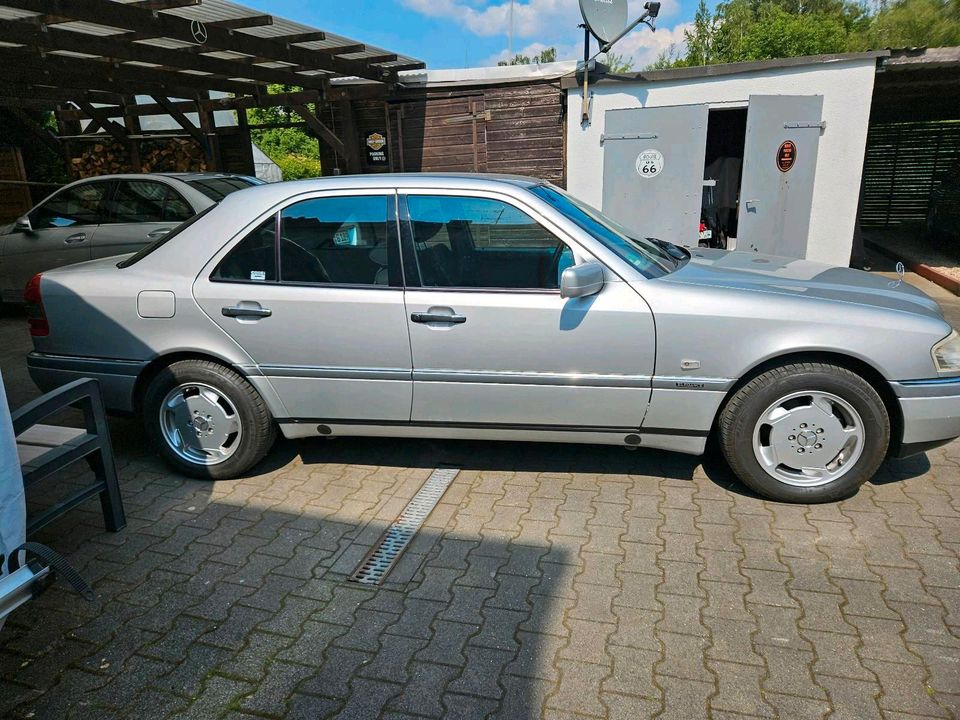 Mercedes C 180 in Bottrop